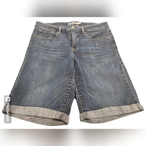 Levi's Bermuda Jean Women's Shorts Size 16 W Medium Blue Medium Waist